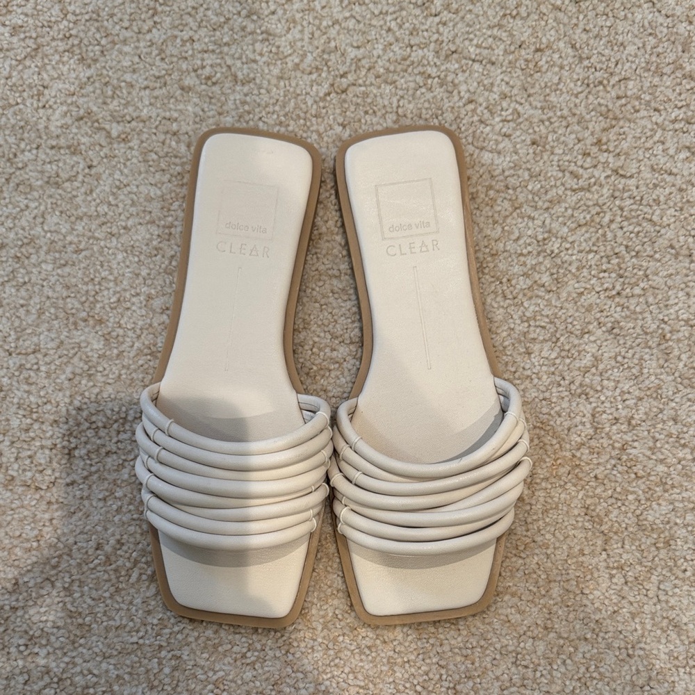 NEW Dolce Vita White and Tan Women's Sandals - Picture 2 of 4
